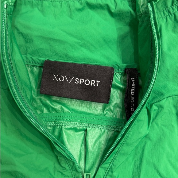Nova Sport Green Windbreaker Jacket Lightweight Zip Up Athletic Size size S - Picture 4 of 6